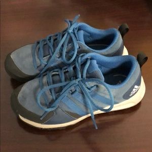 11.5 like NEW never worn adidas traxion Blue suede